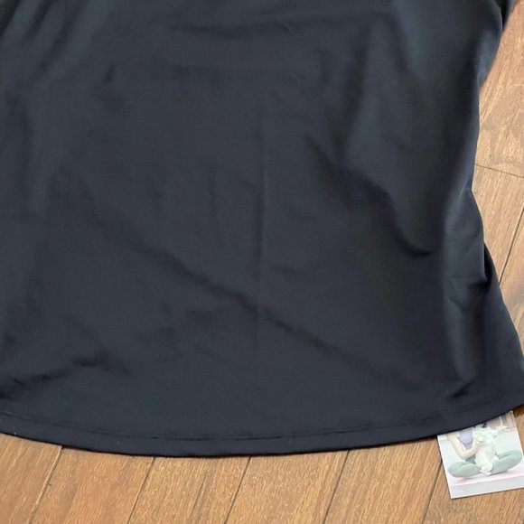 New Halara Black Sports Top Keyhole Opening in Back Size XS - Picture 2 of 8
